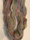 Hand spun chunky taupe luxury yarn, merino silk alpaca yarn with curls, topspun art yarn, gray pink yarn